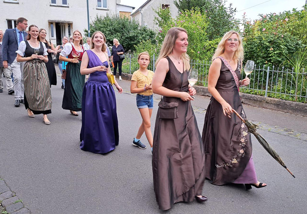 Weingut Schuh-Sausen Reil Mosel Weinfest