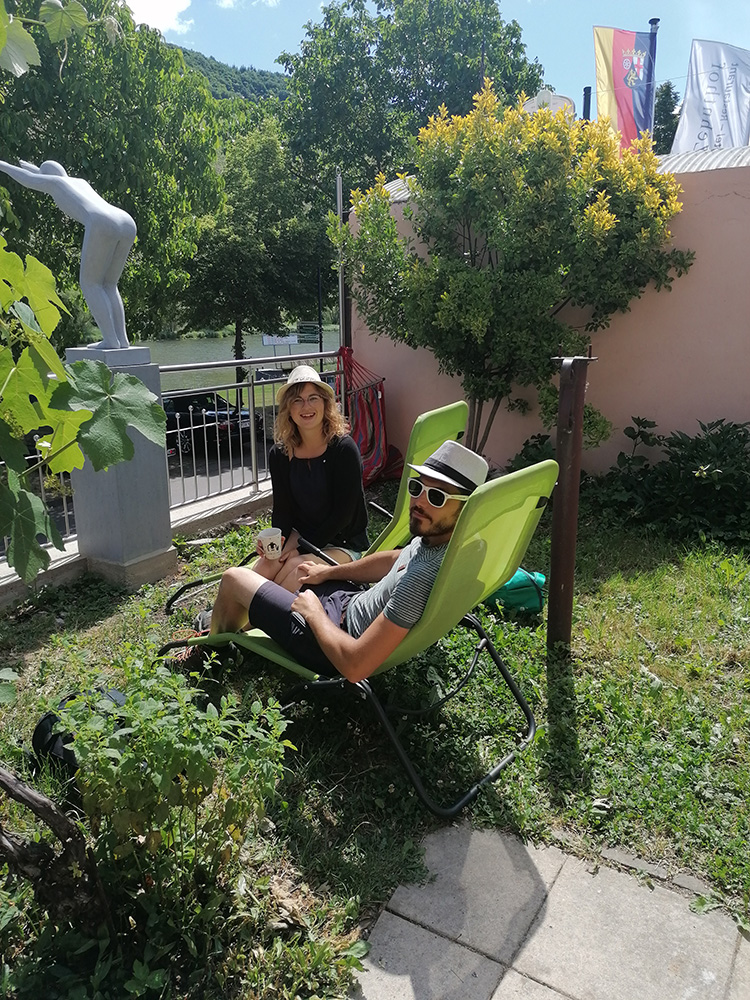 Weingut Schuh-Sausen Reil Mosel Garten