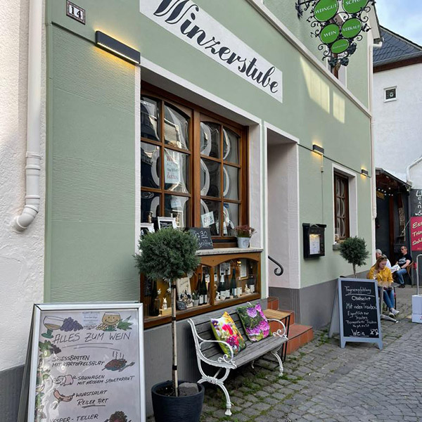 Weingut Schuh-Sausen Reil Mosel Weinstube Winzerstube